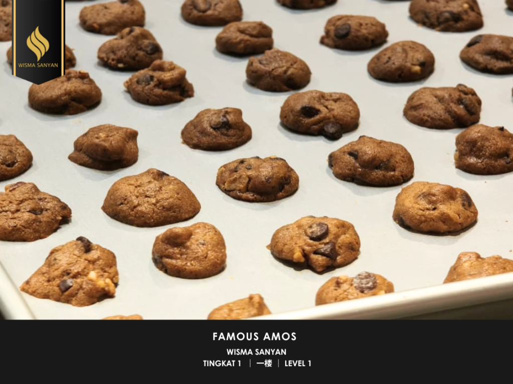 delicious Famous Amos signature cookie